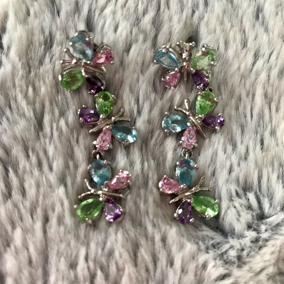 Suzanne Somers Butterfly Earrings - Picture 1 of 3
